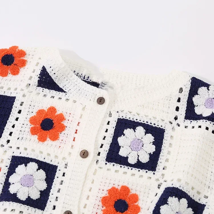 Wholesale daisy patchwork crochet-look pullover for OEM and private label production 4