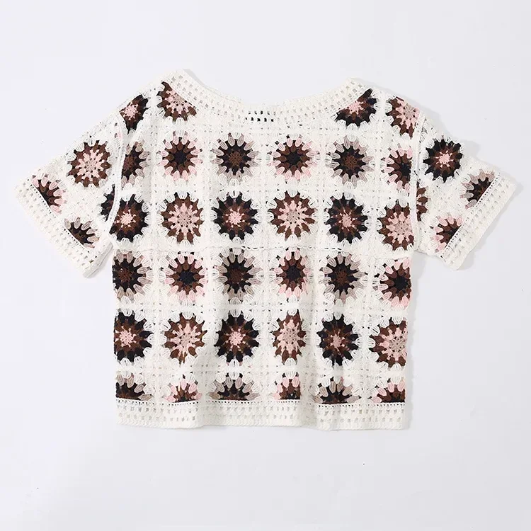 Wholesale brown floral crochet-look short sleeve top for OEM and private label production 2