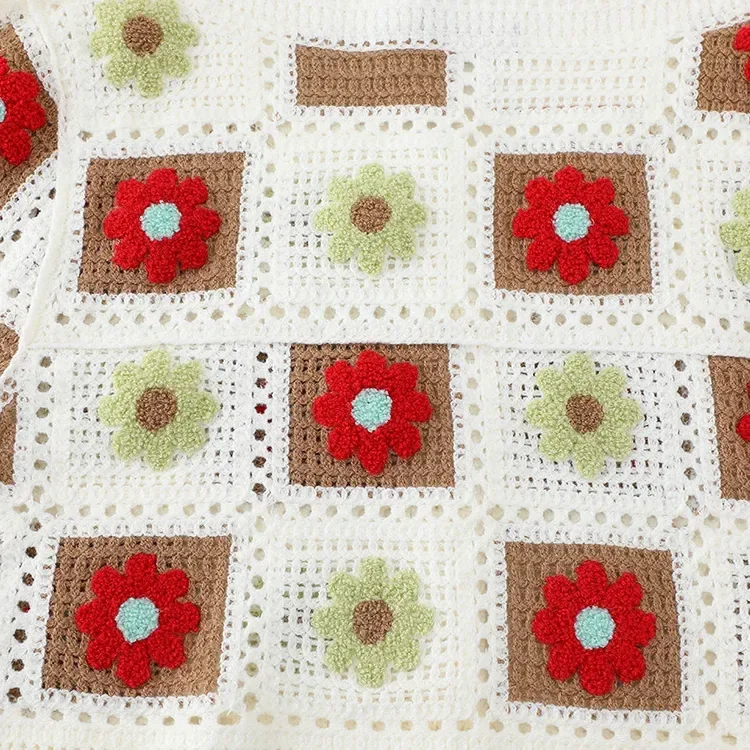 Wholesale red green granny square crochet-look cardigan for OEM and private label production 3