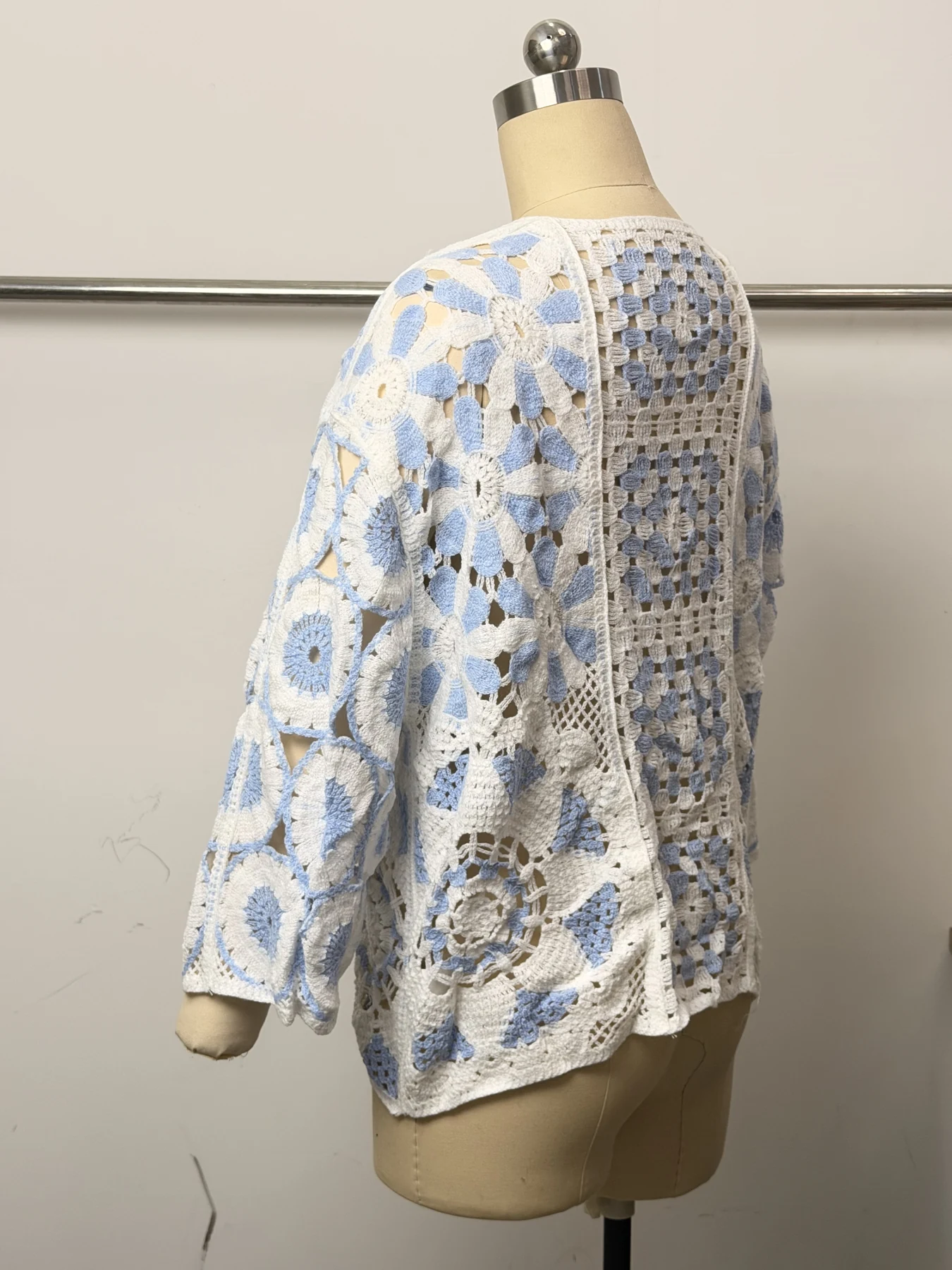 Wholesale Blue Ivory Floral Crochet-Look Cardigan for OEM and private label production 3