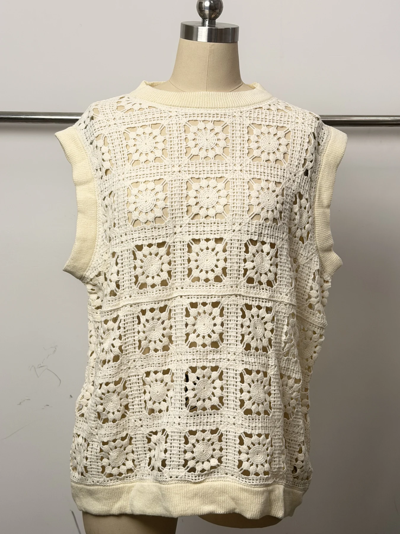 Wholesale Ivory Square Motif Crochet-Look Sleeveless Tunic for OEM and private label production
