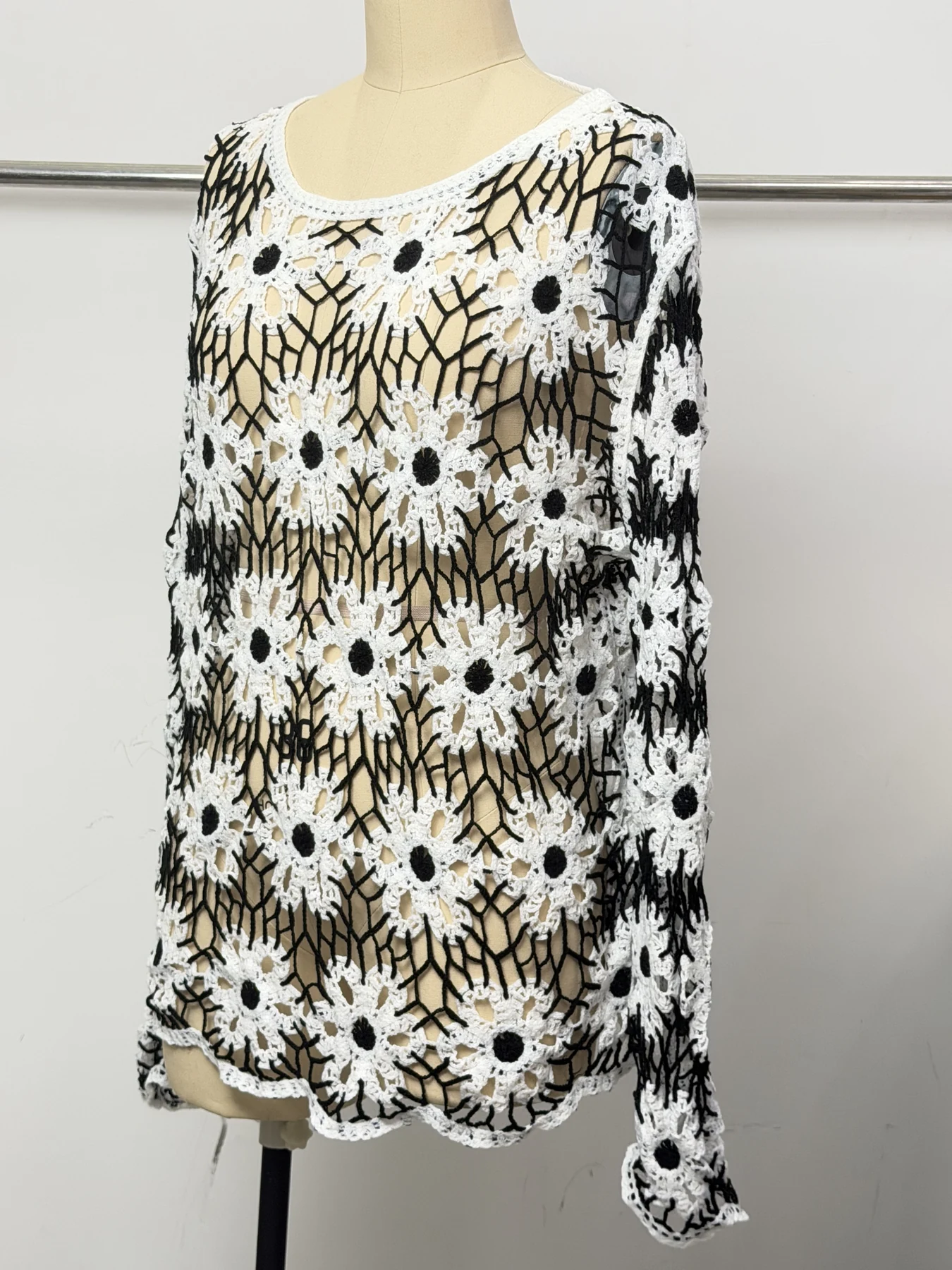 Wholesale Black Ivory Daisy Crochet-Look Pullover alternate view