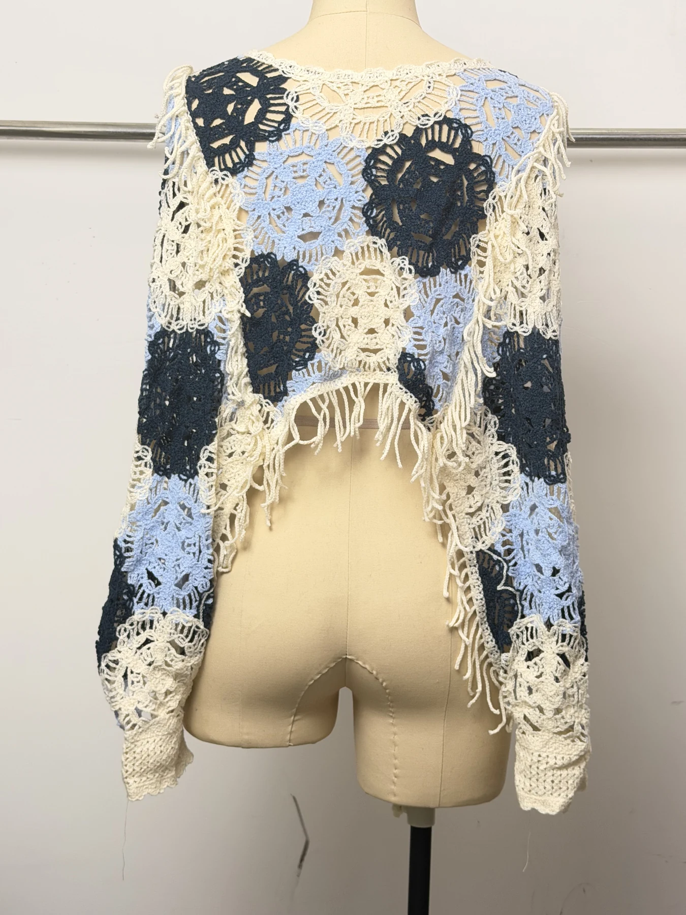 Wholesale Blue Ivory Floral Fringe Crochet-Look Vest for OEM and private label production 3